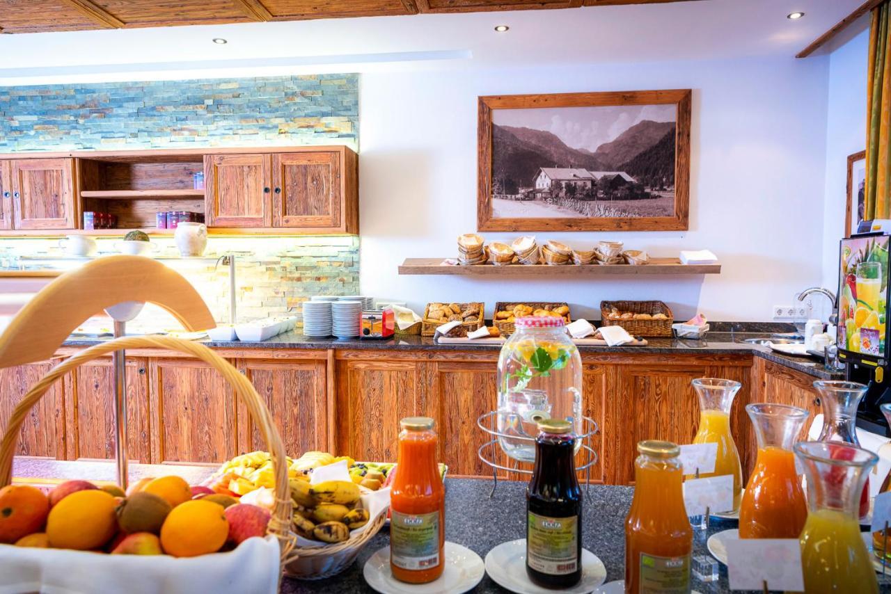 Hotel Schoerhof Saalfelden Екстериор снимка