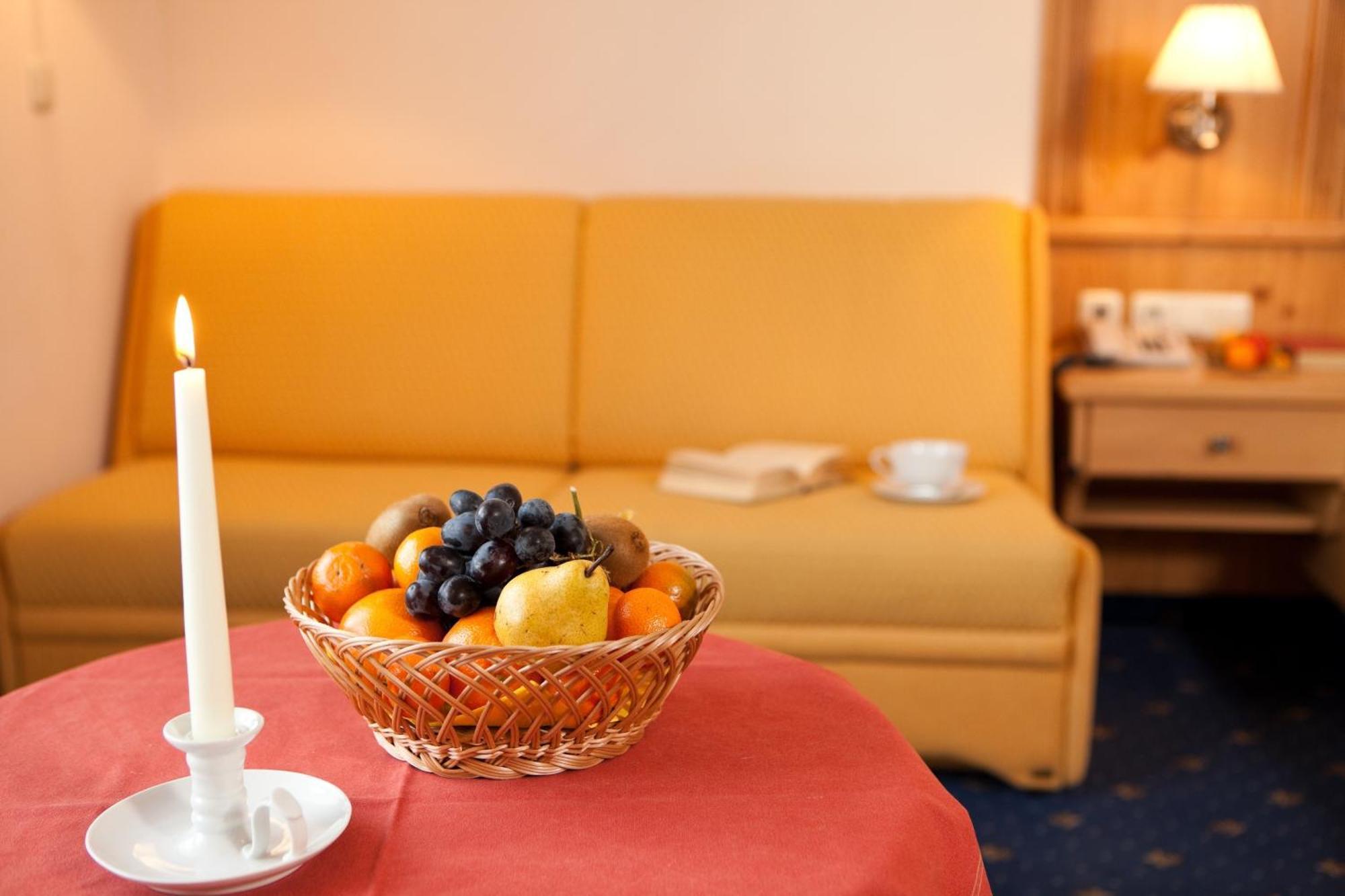 Hotel Schoerhof Saalfelden Стая снимка
