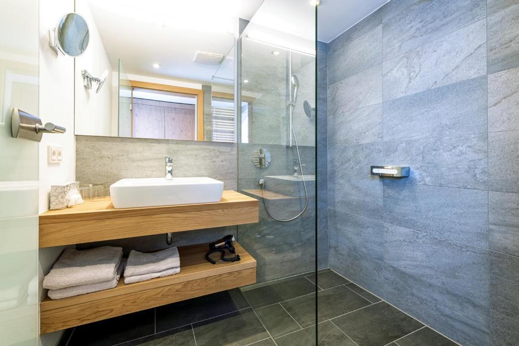 Hotel Schoerhof Saalfelden Екстериор снимка